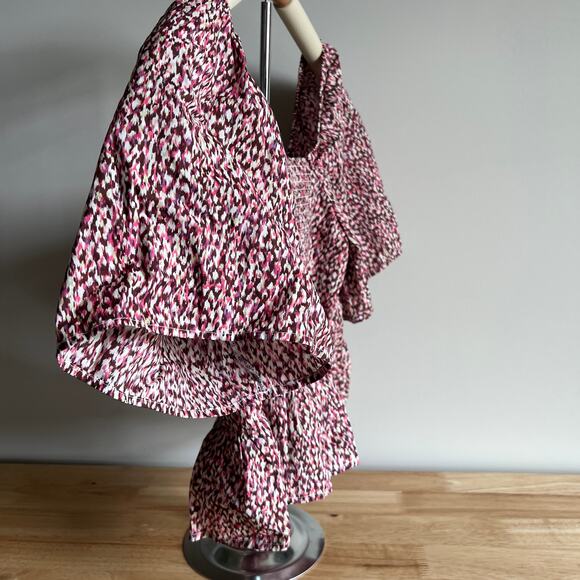 Universal Thread Women's Pink Flutter Short Sleeve Blouse - Size Small - NWT - Picture 9 of 10